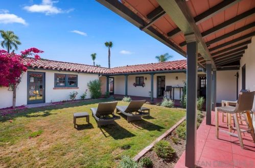 4875 Alder Dr, San Diego CA  92116-2325 exterior