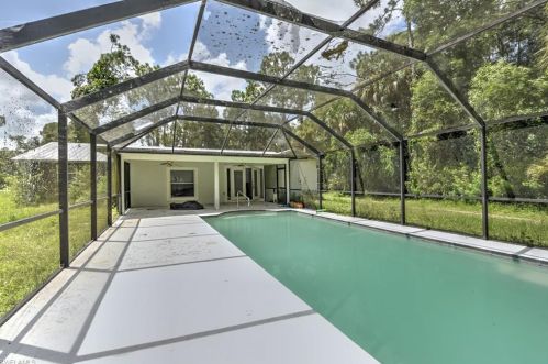 3861 25 Ave, Naples FL 34120-4367 exterior