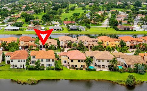 4061 Artesa Dr, Boynton Beach FL 33436-2628 exterior