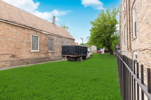 2941 Harrison St, Chicago IL 60612-3334 exterior