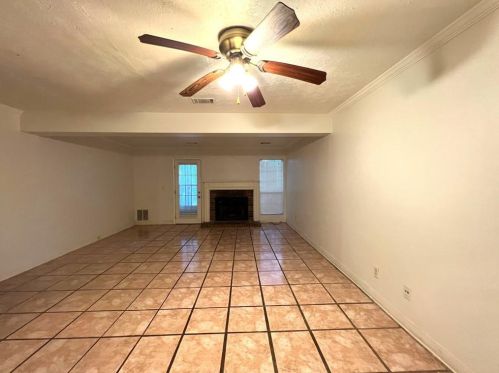 2898 Aspen Woods Entry, Atlanta GA  30360-2759 exterior