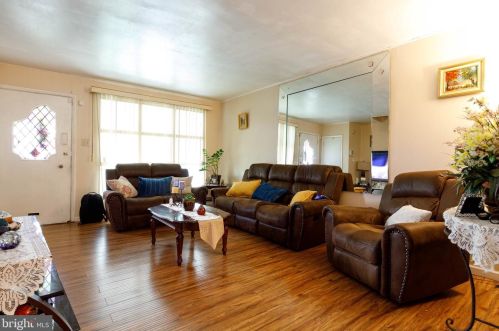 1903 30 St, Philadelphia PA 19121-1818 exterior