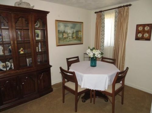 552 Lebanon Mnr Dr, Pittsburgh PA 15122-3225 exterior