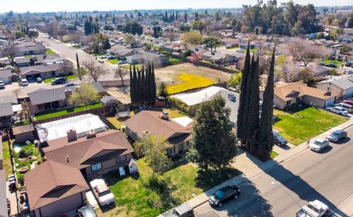 654 Birchwood Way, Turlock CA 95380-5952 exterior