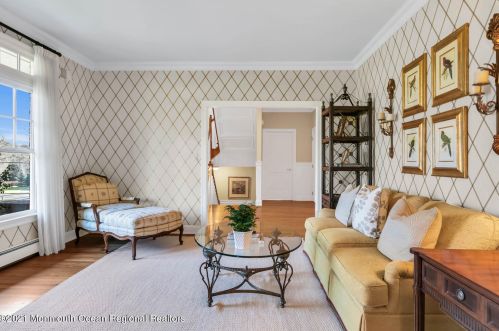 15 Sunny Ridge Dr, Red Bank NJ exterior