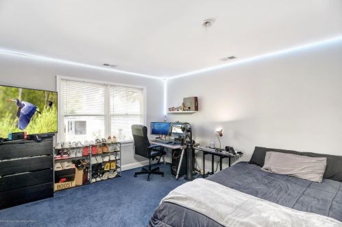 563 Constitution Dr, Jackson Twp NJ 08527-4331 exterior