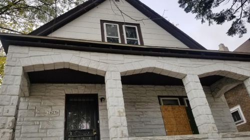 3427 24th Pl, Milwaukee WI  53206-1302 exterior