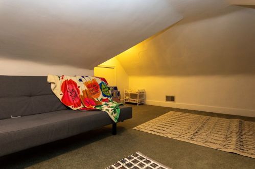 109 Race St, Pittsburgh PA  15218-1337 exterior