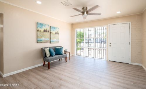 2617 Coconino Vis, Tucson AZ  85713-4002 exterior