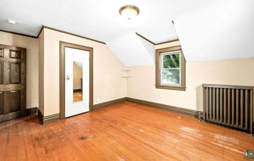 1018 24 Ave, Duluth MN 55806-1923 exterior