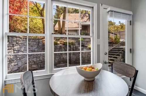 165 Avery Dr, Atlanta GA  30309-2700 exterior