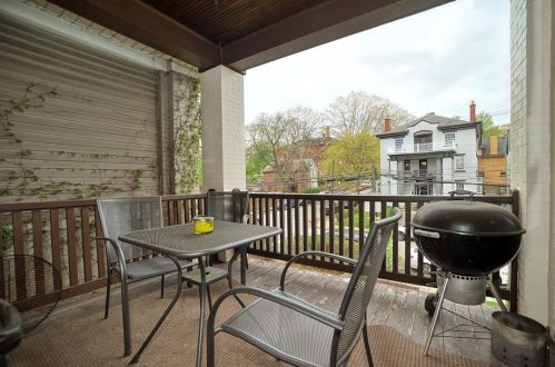 217 End Ave, Pittsburgh PA 15221-2727 exterior