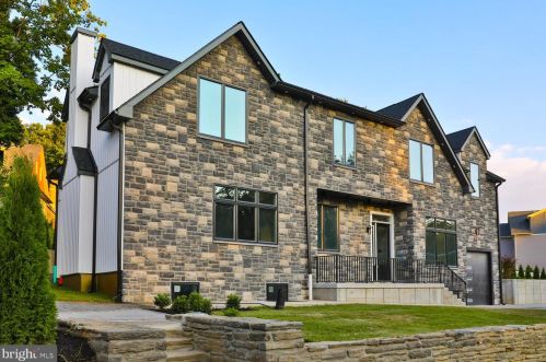 6627 Lincoln Dr, Philadelphia PA exterior