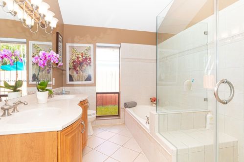 1411 19th St, Boca Raton FL 33486-6513 exterior