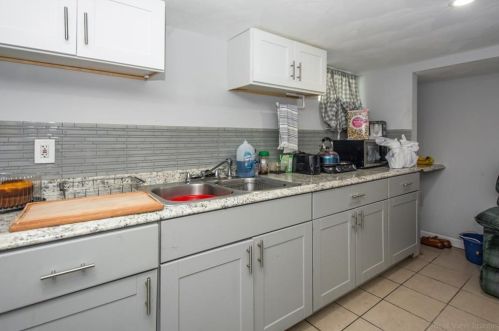 460 Chalkstone Ave, Providence RI 02909-4918 exterior