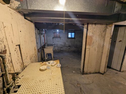 3402 Juneau Ave, Milwaukee WI  53208-2952 exterior