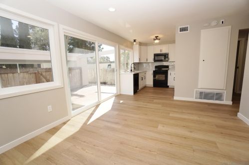 10778 Esmeraldas Dr, San Diego CA 92124-2010 exterior