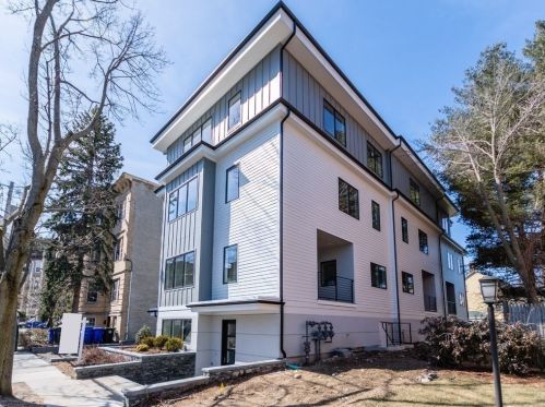 20 Fuller St, Brookline MA  02446-2404 exterior