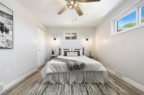 4985 Aspen St, Pittsburgh PA  15122-1250 exterior