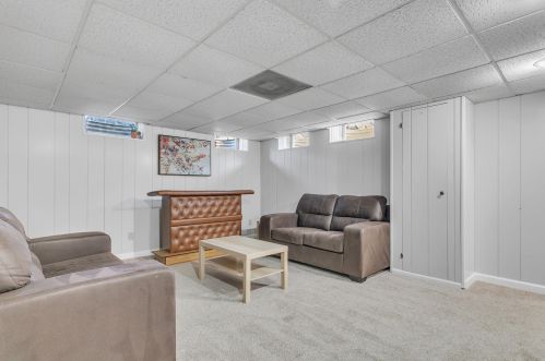 5034 Stonehedge Dr, Milwaukee WI 53220-4629 exterior