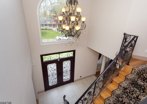 2 Berkshire St, Whippany, NJ