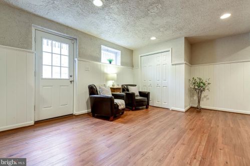 2122 Rampart Dr, Alexandria VA exterior