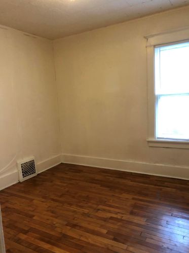 71 Cres Ave, Meskegon MI 49444-3066 exterior