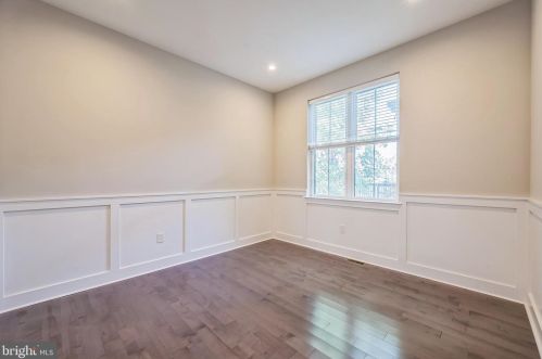 708 Caledonia St, Philadelphia PA 19128-1100 exterior