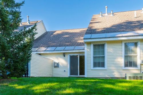 45 Bog Rd, Concord NH 03303-1031 exterior