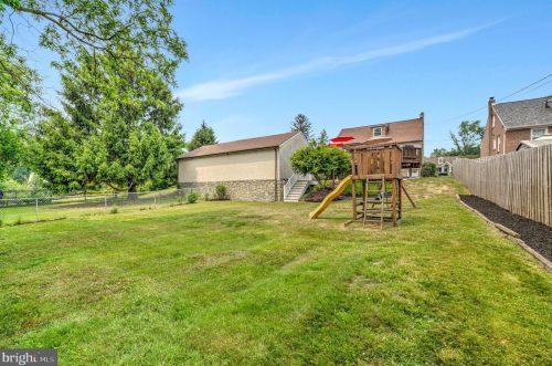 354 Vly Vw Rd, Media PA 19064-2616 exterior