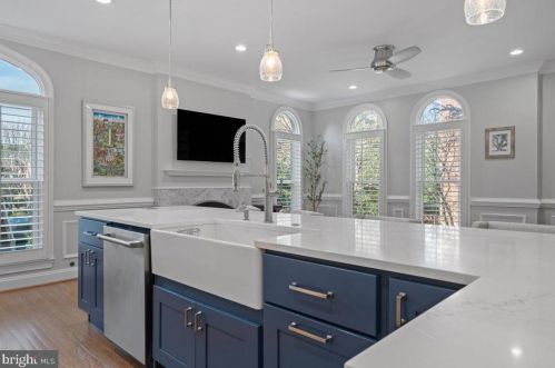 1544 Hampton Hill Cir, Mc Lean VA  22101-6021 exterior