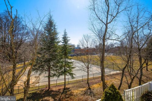 8402 Bells Ridge Ter, Rockville MD 20854-2799 exterior