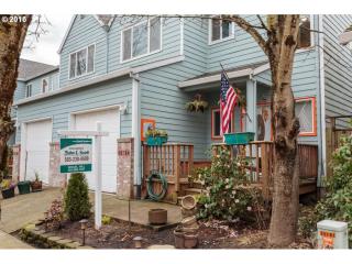 10714 5th Ave, Portland, OR 97211-1066