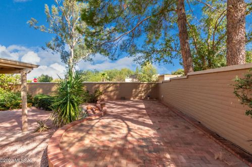 8952 Seneca St, Tucson AZ 85716-3200 exterior