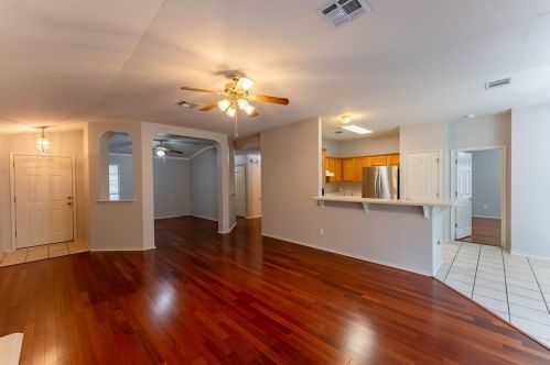 4337 Bremner Dr, Austin TX  78749-3642 exterior