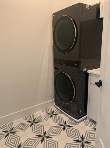 1121 Bayonne St, Dallas TX  75212-5307 exterior