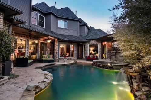 4849 Northshore Dr, Frisco TX 75034-7568 exterior