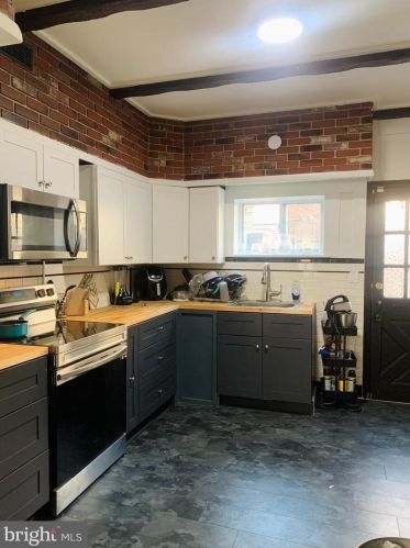 2214 23rd St, Philadelphia PA  19121-1328 exterior