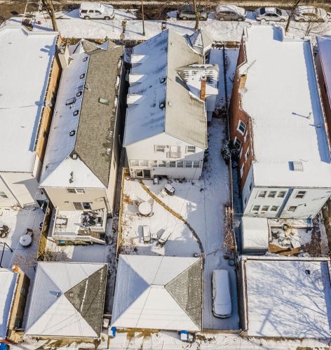 3852 Central Park Ave, Chicago IL 60629-4343 exterior