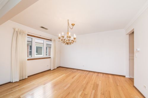 4558 Maria Ct, Chicago IL 60656-4255 exterior