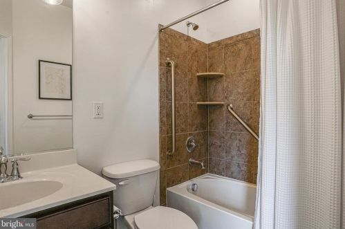 1307 Autumn Brook Ave, Silver Spring MD  20906-6752 exterior