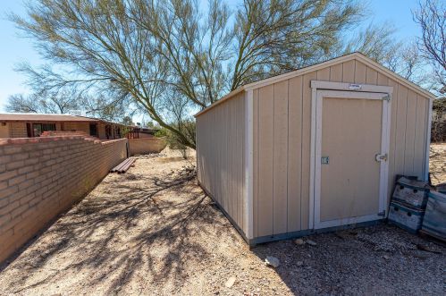 7437 Casablanca Dr, Tucson AZ 85704-1315 exterior