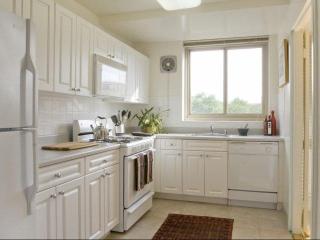 4501 Connecticut Ave, Washington DC  20008-3710 exterior