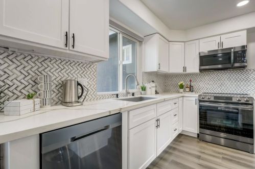 713 River Park Dr, San Jose CA  95111-1552 exterior