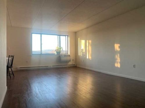 160 Academy St, Poughkeepsie NY  12601-4515 exterior