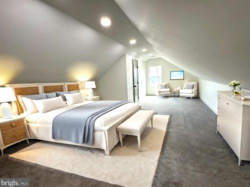 3101 Memorial St, Alexandria VA 22306-1542 exterior