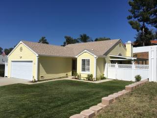 522 Shady Glen Dr, Fallbrook, CA 92028-2706