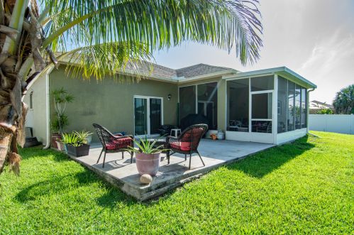 1080 Romaine Ln, Fort Pierce FL 34953-3675 exterior