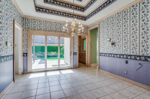 916 Mccoy Dr, Irving TX 75062-8003 exterior