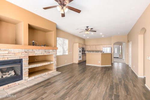 4433 Cottontail Rd, Phoenix AZ  85086-1447 exterior